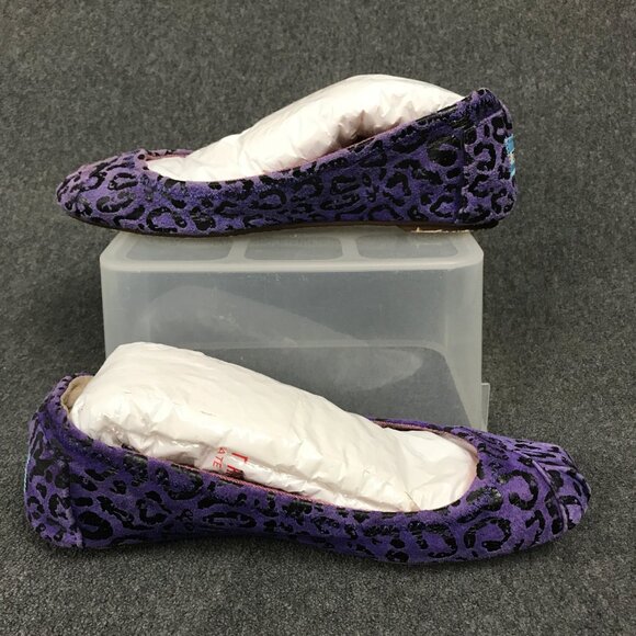 TOMS One for One Womens 6.5 Purple Leopard Cheetah Ballet Flats Loafers Shoes - Picture 2 of 7